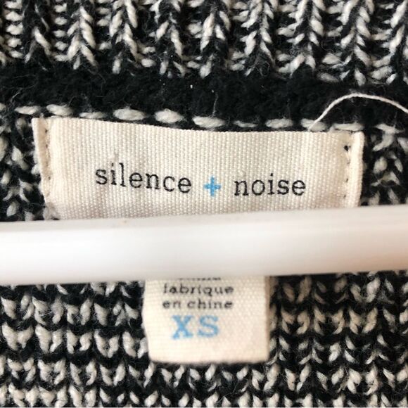 Anthropologie Silence and Noise Sweater - Picture 5 of 7